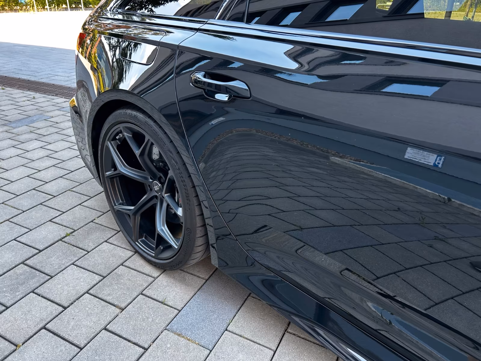 Audi RS6 Performance — bakre hjulparti